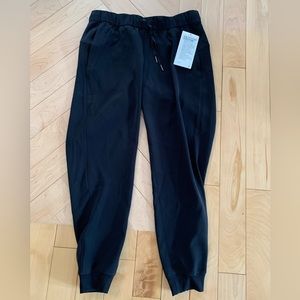 Lululemon On the fly jogger